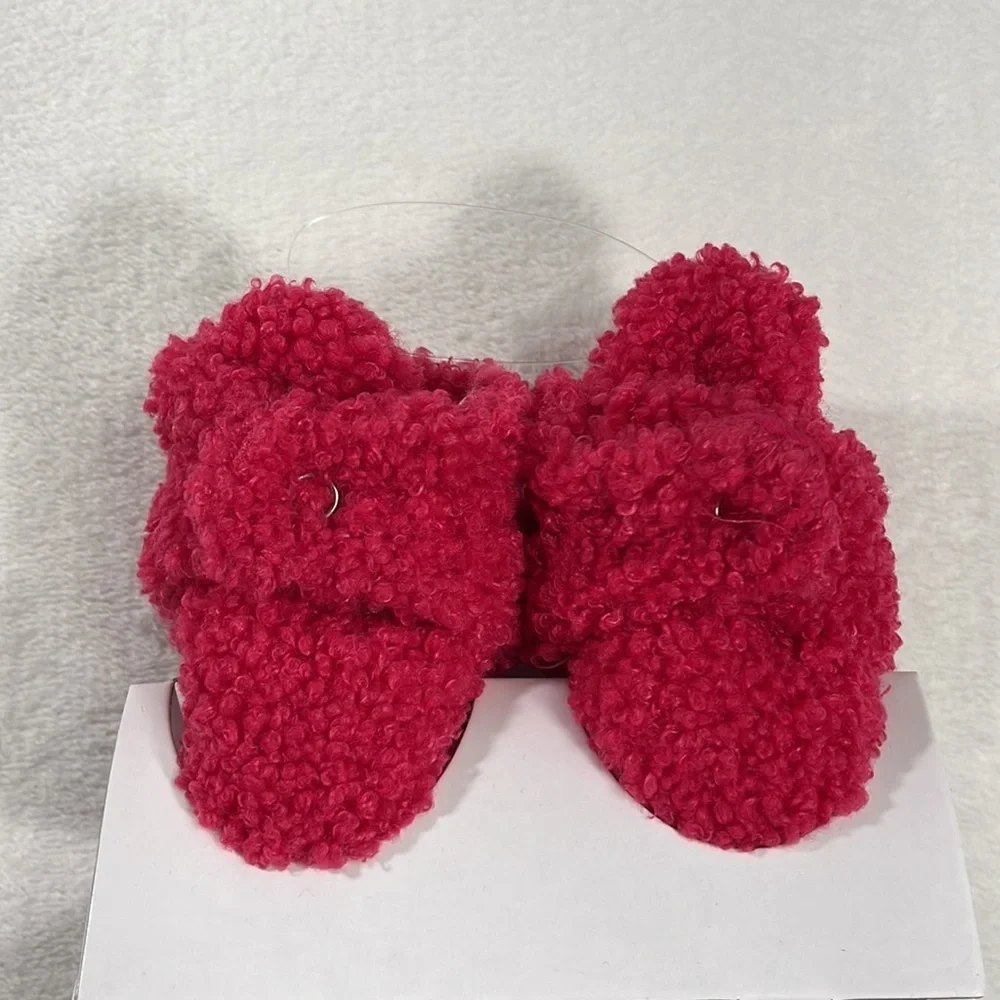 NWT Robeez Sherpa 0-3,‎ 6-12 Fuschia Pink Easy Snap Booties, Shoes